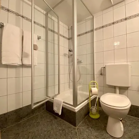 Mio - Am - Bei Uns Verbringt Ihr Eine Wundervolle Zeit Direkt Am Wasser 3*